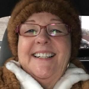 Meet your Posher, Joni